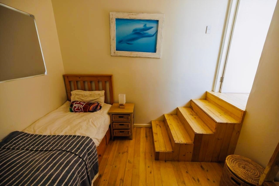 5 Bedroom Property for Sale in Wavecrest Eastern Cape